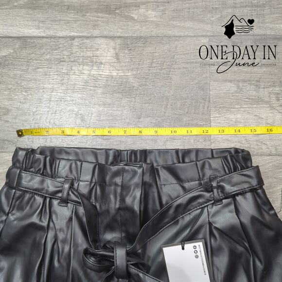 Almost Famous Paper Bag Waist Faux Leather Pants Size XL - Picture 3 of 6